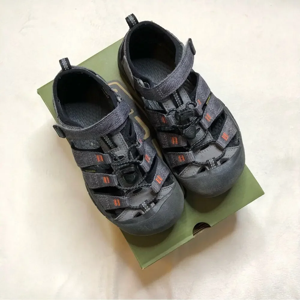 Keen Newport H2 gray black kids sandals size US 2